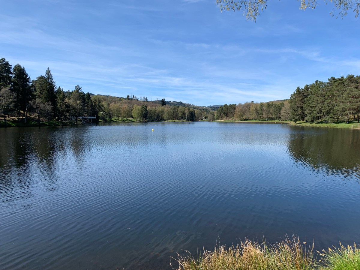 Les océans du monde pour un lac en&nbsp;Corrèze
